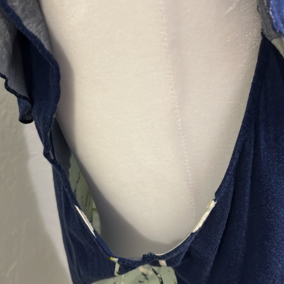 Old Navy navy floral tank top with ruffles neckline large - Picture 3 of 10